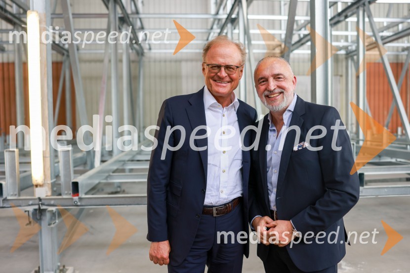  Janez  Škrabec, direktor Riko d.o.o.;  ... Slovenski Riko do novega poslovnega mejnika v Nemčiji