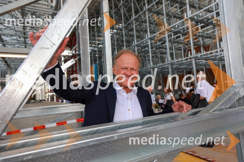  Janez  Škrabec, direktor Riko d.o.o.Slovenski Riko do novega poslovnega mejnika v Nemčiji