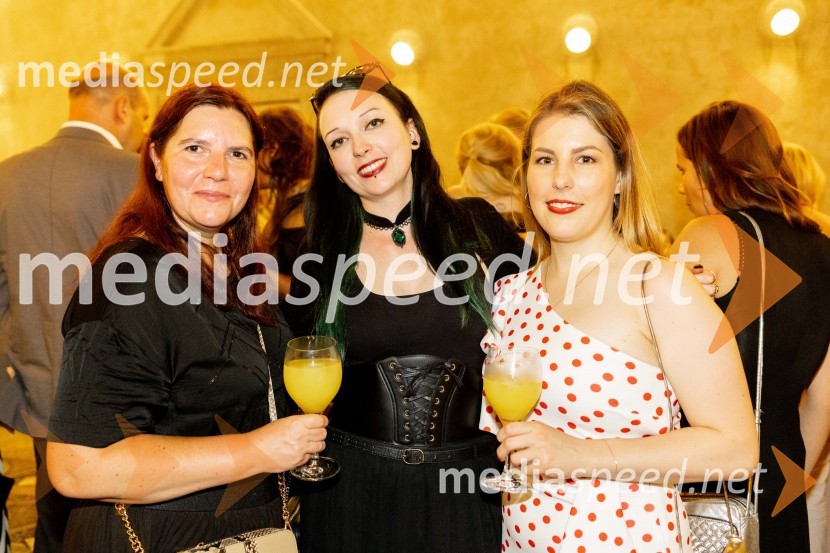  Teja Pelko, novinarka, Svet24;  Maruša Šinkovič, PR Festival Ljubljana;  Tina Berk, sodelavka za odnose z javnostmi, Festival LjubljanaCarmina Burana, Ljubljana Festival 2023