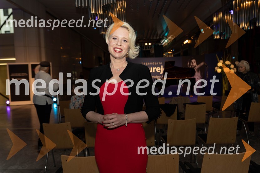 mag. Urška Klakočar Zupančič, predsednica Državnega zbora RS, podpredsednica, Gibanje Svoboda1. Mednarodni baletni festival Plesne noči, slavnostna otvoritev