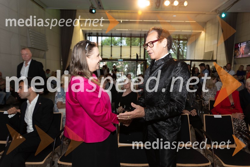  ... ;  Charles Jude, nekdanji prvak pariškega baleta1. Mednarodni baletni festival Plesne noči, slavnostna otvoritev