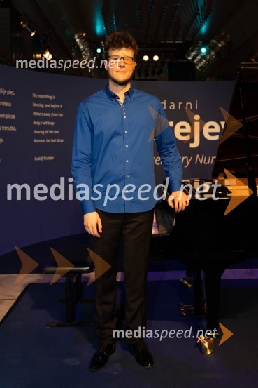  Urban Stanič, pianist1. Mednarodni baletni festival Plesne noči, slavnostna otvoritev