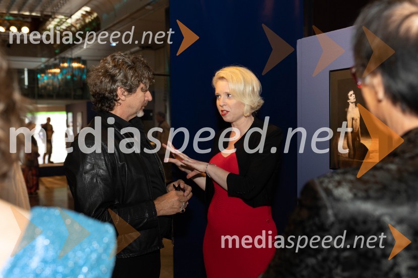  Renato Zanella, umetniški direktor ljubljanskega baleta; mag. Urška Klakočar Zupančič, predsednica Državnega zbora RS, podpredsednica, Gibanje Svoboda1. Mednarodni baletni festival Plesne noči, slavnostna otvoritev