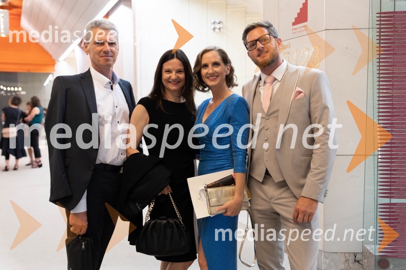  ... ;  ... ;  Katja Ogrin, kustosinja, Cankarjev dom;  ... 1. Mednarodni baletni festival Plesne noči, slavnostna otvoritev