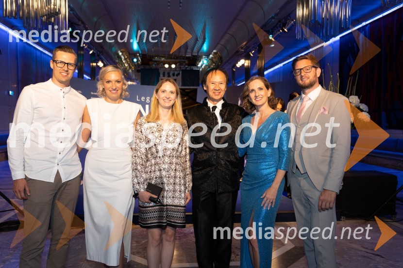  ... ;  ... ;  ... ;  Charles Jude, nekdanji prvak pariškega baleta;  Katja Ogrin, kustosinja, Cankarjev dom;  ... 1. Mednarodni baletni festival Plesne noči, slavnostna otvoritev