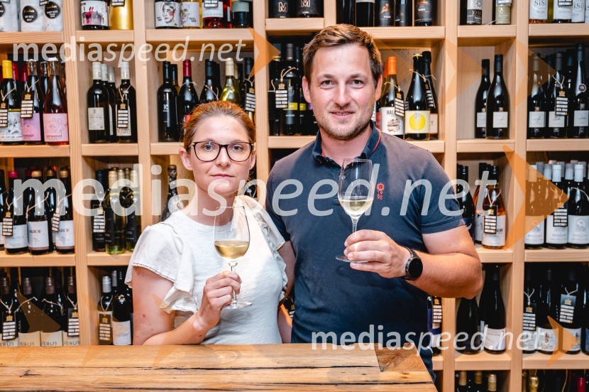 2. obletnica vinoteke Deliz