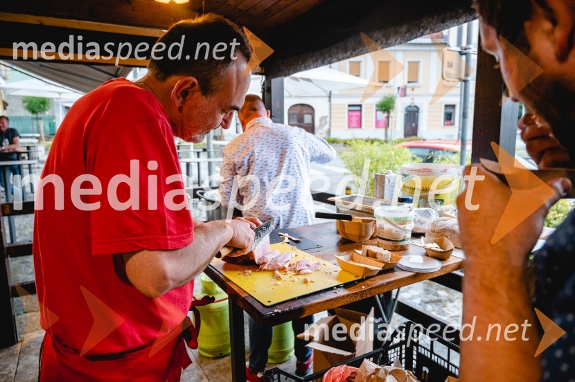 2. obletnica vinoteke Deliz