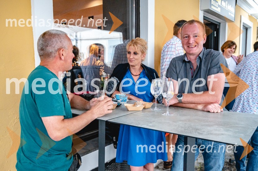 2. obletnica vinoteke Deliz