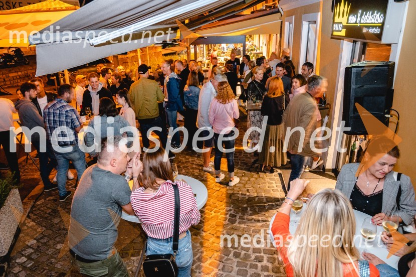 2. obletnica vinoteke Deliz