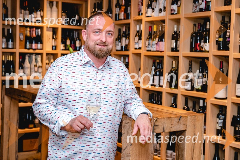  Franc Žgur, Sommeller, Deliz d.o.o.2. obletnica vinoteke Deliz