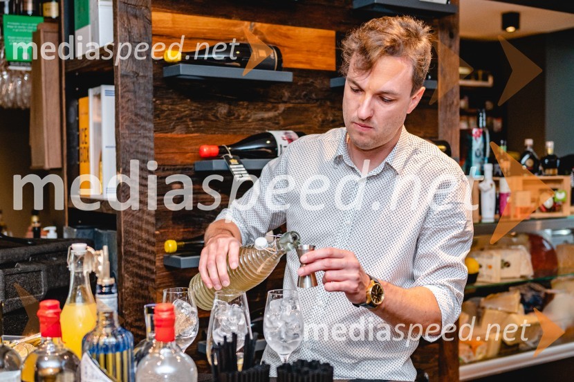 2. obletnica vinoteke Deliz