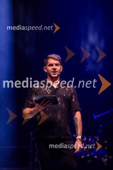  Klemen Bunderla, radijski voditelj, radio AktualStopimo skUPAJ za Urbana, dobrodelni koncert