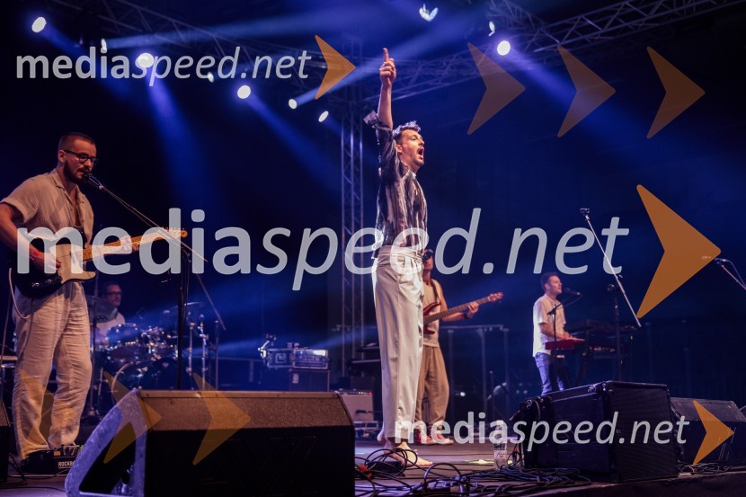  Kristijan Crnica, pevecStopimo skUPAJ za Urbana, dobrodelni koncert