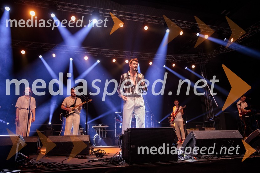  Kristijan Crnica, pevecStopimo skUPAJ za Urbana, dobrodelni koncert