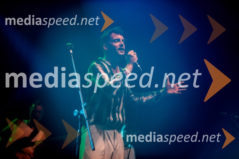  Kristijan Crnica, pevecStopimo skUPAJ za Urbana, dobrodelni koncert