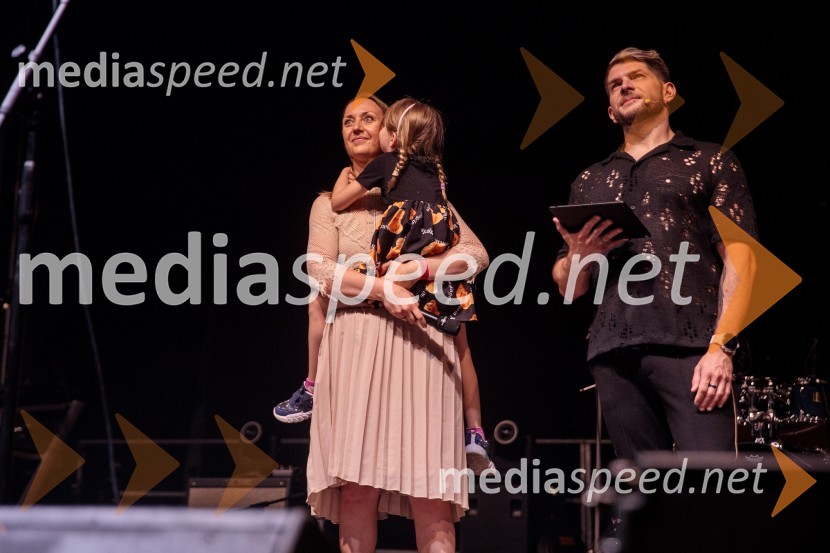  Špela Miroševič,  psihoterapevtka in biopsihologinja;  ... ;  Klemen Bunderla, radijski voditelj, radio AktualStopimo skUPAJ za Urbana, dobrodelni koncert