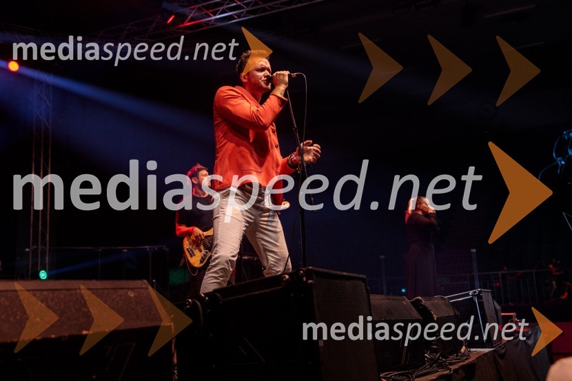  Luka Basi, pevecStopimo skUPAJ za Urbana, dobrodelni koncert