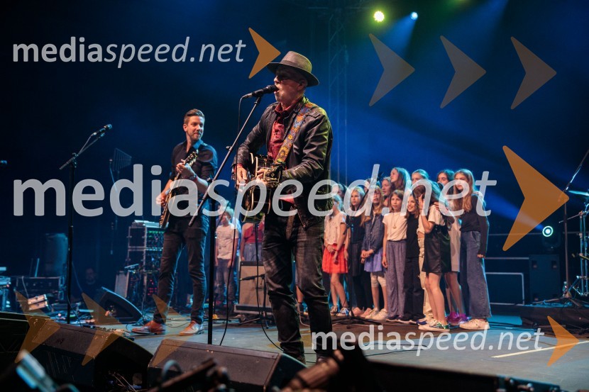  Vlado Kreslin, glasbenikStopimo skUPAJ za Urbana, dobrodelni koncert
