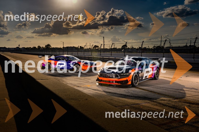 Ford je v Spa predstavil novega MUSTANGA GT4 in izpolnil obljubo