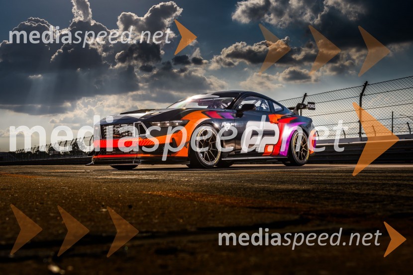 Ford je v Spa predstavil novega MUSTANGA GT4 in izpolnil obljubo