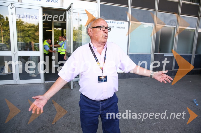  Tomaž Lajevec, televizijski komentatorUmrl je Tomaž Lajevec