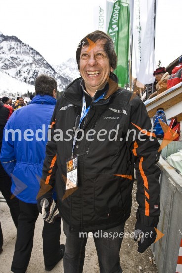 Janez Martinčič, novinar, radio SlovenijaFinale svetovnega pokala v smučarskih skokih v Planici 2009, sobota