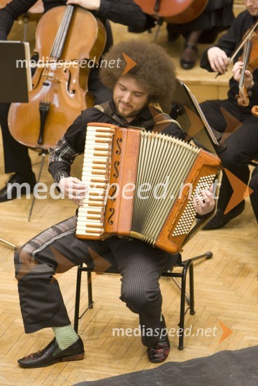 Janez Dovč, glasbenikHvala, ker vam ni vseeno, dobrodelni koncert