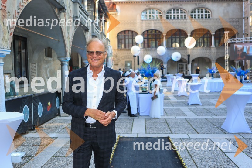  Janez  Škrabec, direktor Riko d.o.o.60 let uspešnega podjetnika Janeza Škrabca