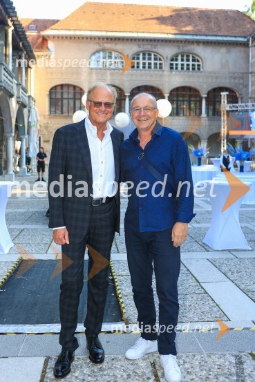  Janez  Škrabec, direktor Riko d.o.o.;  Jure  Franko, nekdanji smučar, producent predstave Mamma Mia!60 let uspešnega podjetnika Janeza Škrabca