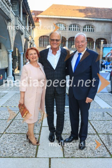  ... ;  Janez  Škrabec, direktor Riko d.o.o.; dr. Rado Genorio, stalni predstavnik Republike Slovenije pri Evropski uniji60 let uspešnega podjetnika Janeza Škrabca