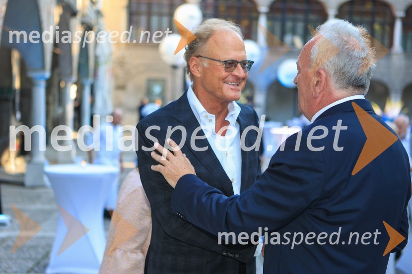  Janez  Škrabec, direktor Riko d.o.o.;  ... 60 let uspešnega podjetnika Janeza Škrabca