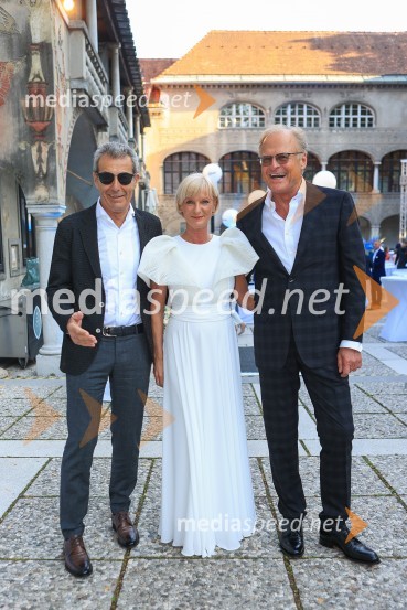  Stojan Petrič, nekdanji predsednik uprave družbe FMR;  Sonja Poljanšek Škrabec, lastnica Welness centra Sunny;  Janez  Škrabec, direktor Riko d.o.o.60 let uspešnega podjetnika Janeza Škrabca