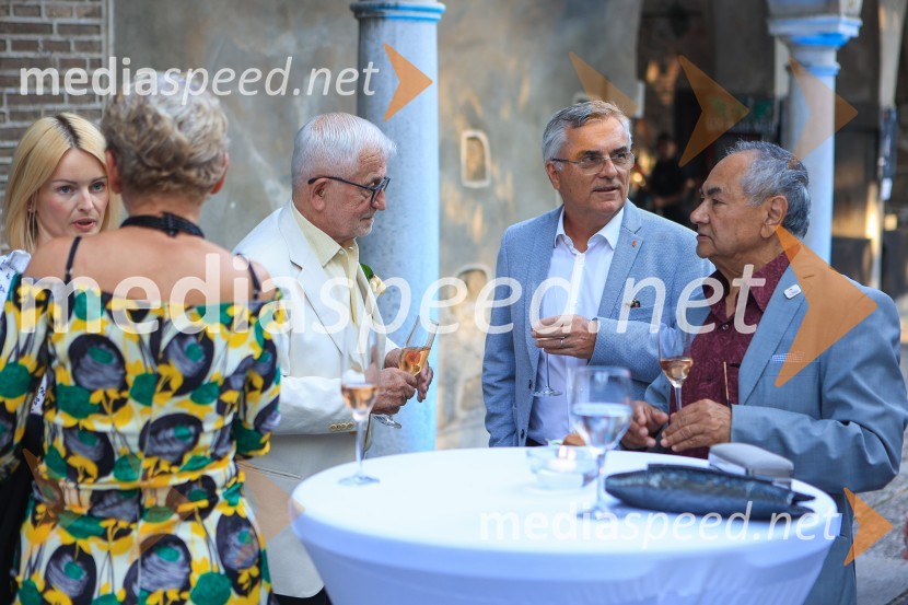  Rija Čič; dr. Peter  Čeferin, pravnik, pisatelj;  Aleksander  Zalaznik, generalni direktor Danfoss Trata, predsednik Združenja Manager;  ... 60 let uspešnega podjetnika Janeza Škrabca