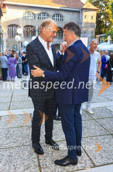  Janez  Škrabec, direktor Riko d.o.o.;  Milan Martin Cvikl, ekonomist60 let uspešnega podjetnika Janeza Škrabca