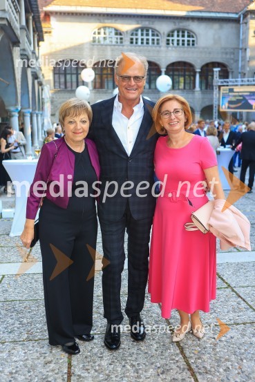 mag. Vojka  Ravbar, namestnica glavnega izvršnega direktorja banke SKB;  Janez  Škrabec, direktor Riko d.o.o.; mag. Anita Stojčevska, glavna izvršna direktorica SKB60 let uspešnega podjetnika Janeza Škrabca