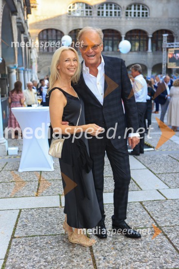  Tanja Pak, oblikovalka;  Janez  Škrabec, direktor Riko d.o.o.60 let uspešnega podjetnika Janeza Škrabca