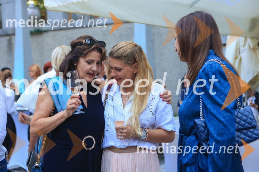  Janja Urbas, prof. ruščine;  Maša Klun;  Nina Kojima, bivša dopisnica RTV v Združenem Kraljestvu, režiserka in producentka60 let uspešnega podjetnika Janeza Škrabca