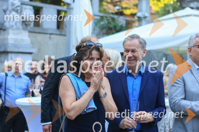  Janja Urbas, prof. ruščine;  Nande Korpnik, arhitekt60 let uspešnega podjetnika Janeza Škrabca