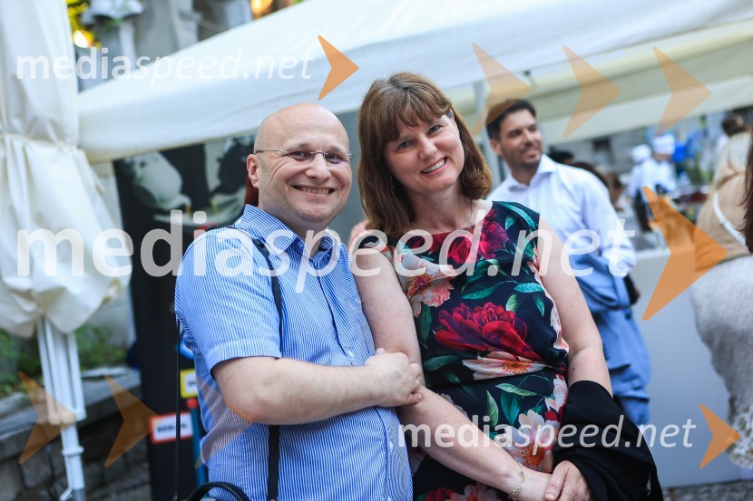 dr. Kozma Ahačič, jezikoslovec, literarni zgodovinar. Delovna osebnost leta 2017 in avtor knjige Stati inu obstati;  ... 60 let uspešnega podjetnika Janeza Škrabca