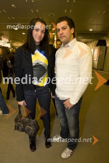 Nada Pavšin, športna novinarka in Gregor Trebušak, urednik novic Radia Hit in voditelj oddaje Svet na Kanalu AMoški&ženske.com, premiera komedije