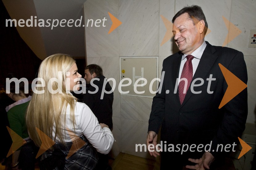 Špela Močnik, moderatorka jutranjega programa Radia Hit in Zoran Jankovič, župan LjubljaneMoški&ženske.com, premiera komedije