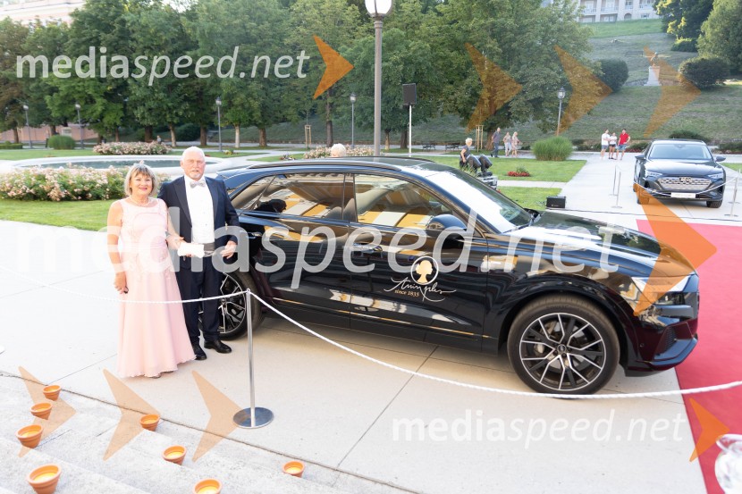  Danica Zorin Mijošek,  lastnica in direktorica, Kozmetika Afrodita;  Ivan  Mijošek, vinarAnin ples, unikatnost, dovršenost in dobrodelno poslanstvo z 200 letno tradicijo