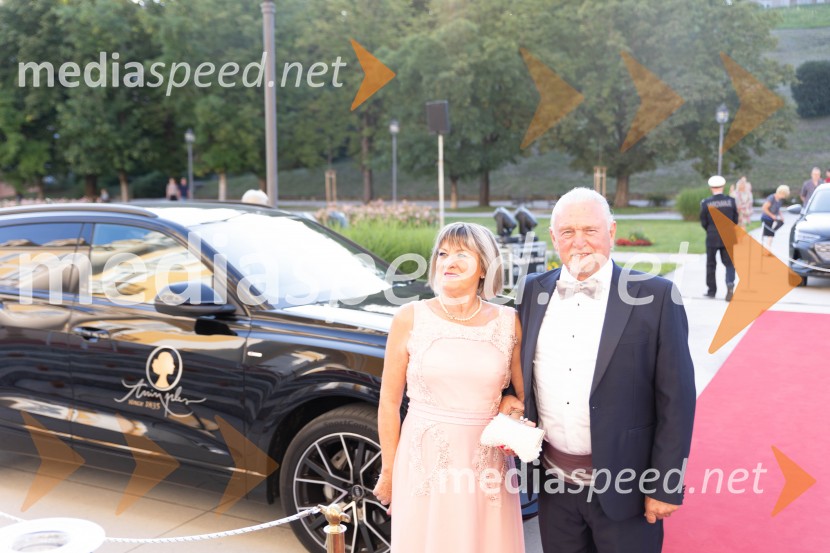  Danica Zorin Mijošek,  lastnica in direktorica, Kozmetika Afrodita;  Ivan  Mijošek, vinarAnin ples, unikatnost, dovršenost in dobrodelno poslanstvo z 200 letno tradicijo