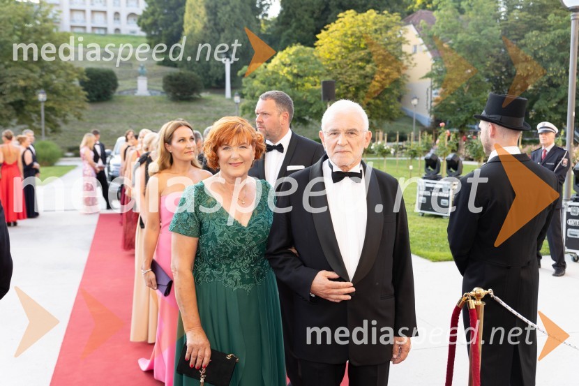  Zdenka Peršolja;  Ivan Peršolja, podpredsednik Društva za razvoj pivske kulture- Sommelier SlovenijeAnin ples, unikatnost, dovršenost in dobrodelno poslanstvo z 200 letno tradicijo