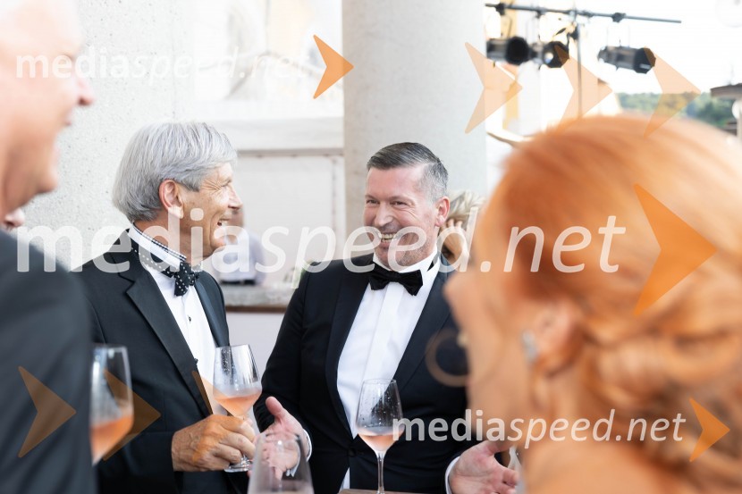 Anin ples, unikatnost, dovršenost in dobrodelno poslanstvo z 200 letno tradicijo