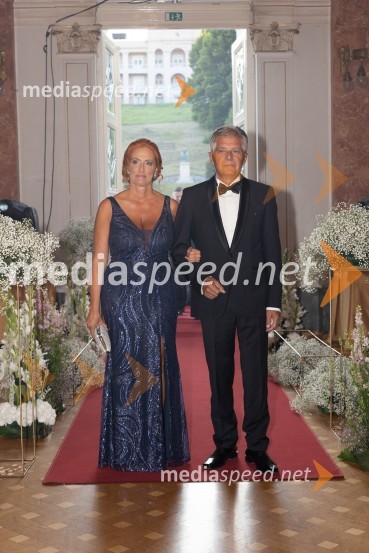  Sergeja  Marjanovič Pregelj;  Borut Pregelj, arhitektAnin ples, unikatnost, dovršenost in dobrodelno poslanstvo z 200 letno tradicijo