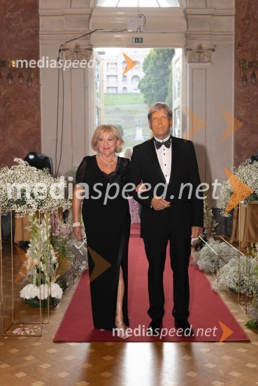 Anin ples, unikatnost, dovršenost in dobrodelno poslanstvo z 200 letno tradicijo