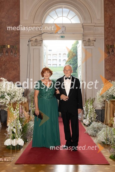  Zdenka Peršolja;  Ivan Peršolja, podpredsednik Društva za razvoj pivske kulture- Sommelier SlovenijeAnin ples, unikatnost, dovršenost in dobrodelno poslanstvo z 200 letno tradicijo