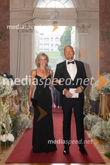 Anin ples, unikatnost, dovršenost in dobrodelno poslanstvo z 200 letno tradicijo