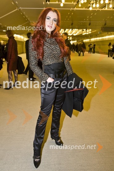 Maja Martina Merljak, igralkaMoški&ženske.com, premiera komedije